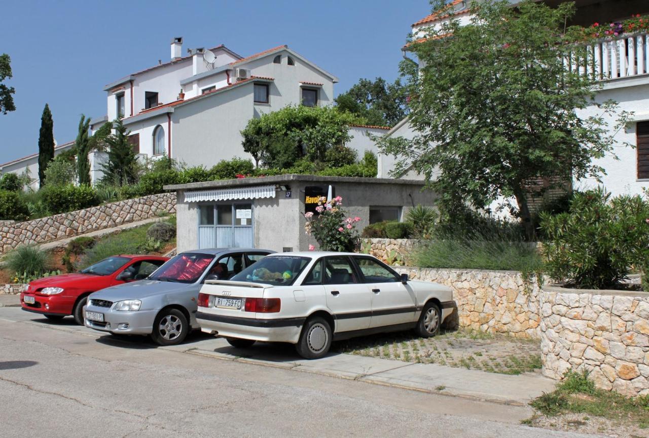 Apartments With A Parking Space Njivice, Krk - 5427 Екстер'єр фото